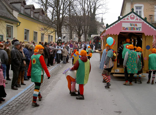 Faschingsumzug_2004_05.jpg